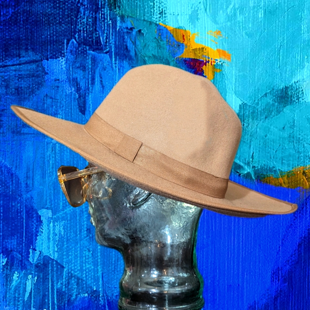 Stylish Tan Wide Brimmed Hat